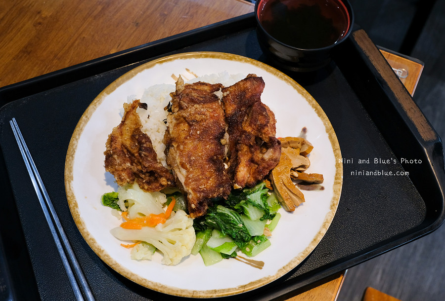 金大元草袋飯.中華夜市01