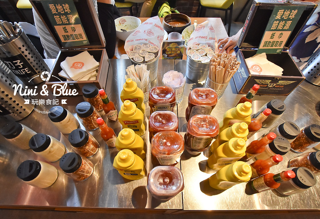 campus cafe 美式校園輕食 SOGO 18