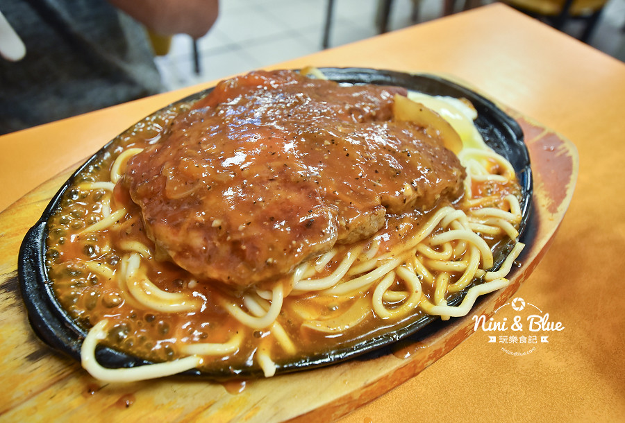 東東牛排 中華夜市 台中平價牛排09