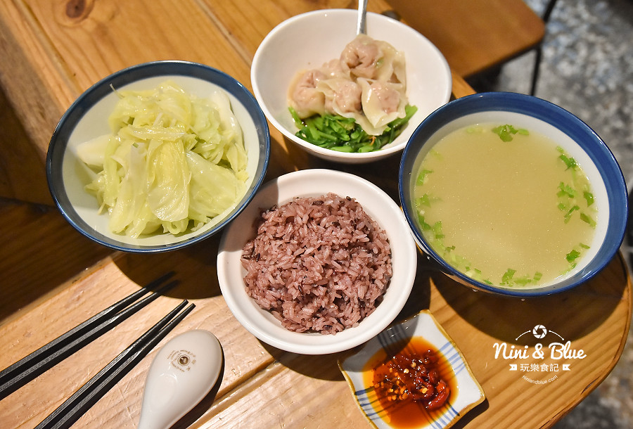 東沐食在 台中科博館 植物園 美食07
