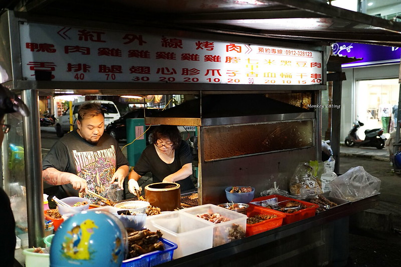 【台中豐原】深夜出沒的人氣排隊燒烤『紅外線烤肉』-豐原低調隱藏宵夜|老饕深夜食堂|需久候建議先預訂 @Nini and Blue 玩樂食記 DSC00936