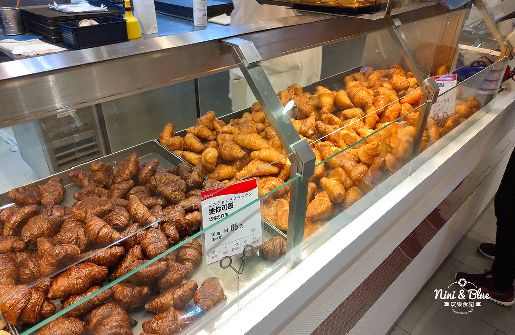 Mini One迷你可頌專賣店.新光三越11