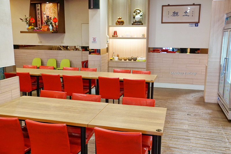 【台中豐原】在地超人氣排隊湯包『立麒鮮肉湯包』。用餐時間一位難求|皮Q彈餡爆汁|豐原水源路美食 @Nini and Blue 玩樂食記 DSC02811