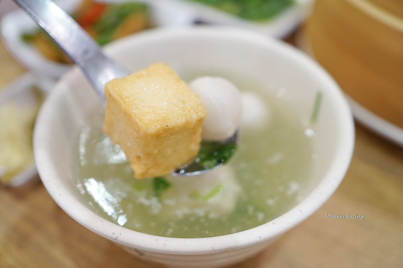 【台中豐原】在地超人氣排隊湯包『立麒鮮肉湯包』。用餐時間一位難求|皮Q彈餡爆汁|豐原水源路美食 @Nini and Blue 玩樂食記 DSC02850