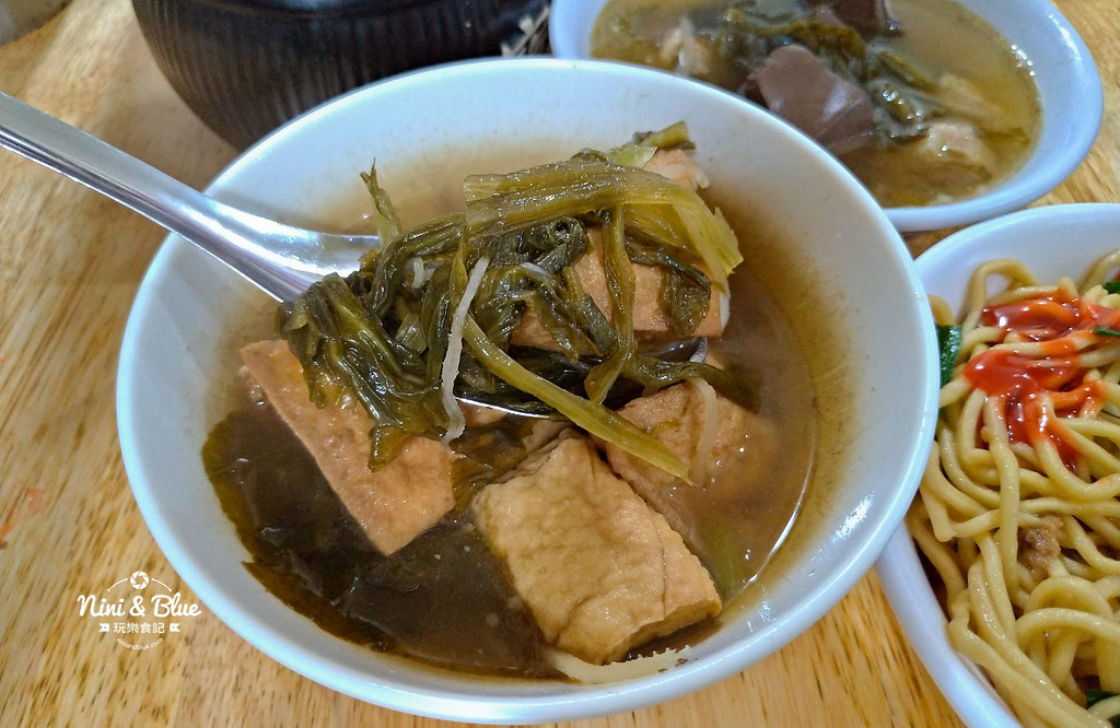 乾麵酸菜湯老店.台中火車站07 乾麵酸菜湯老店.台中火車站07