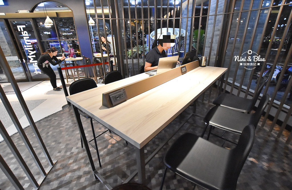 Let s Cafe旗艦店 全家便利商店 台中時尚店22