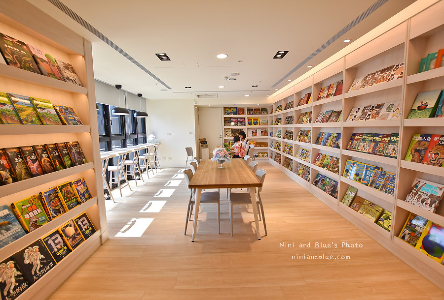 台中益品書屋 不限時13