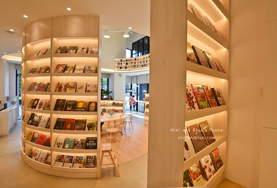 台中益品書屋 不限時05