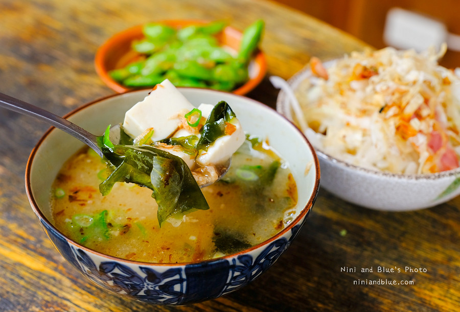 信兵衛 手作丼飯壽司。11