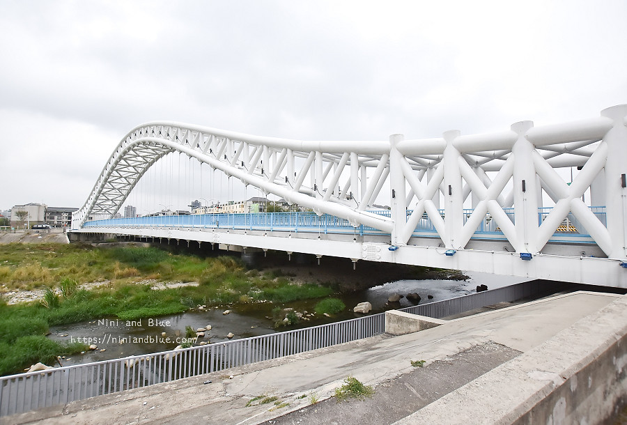 台中IG 拍照打卡點 海天橋 北屯01