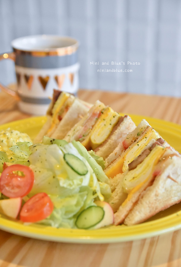 台中D.M cafe 青海路10