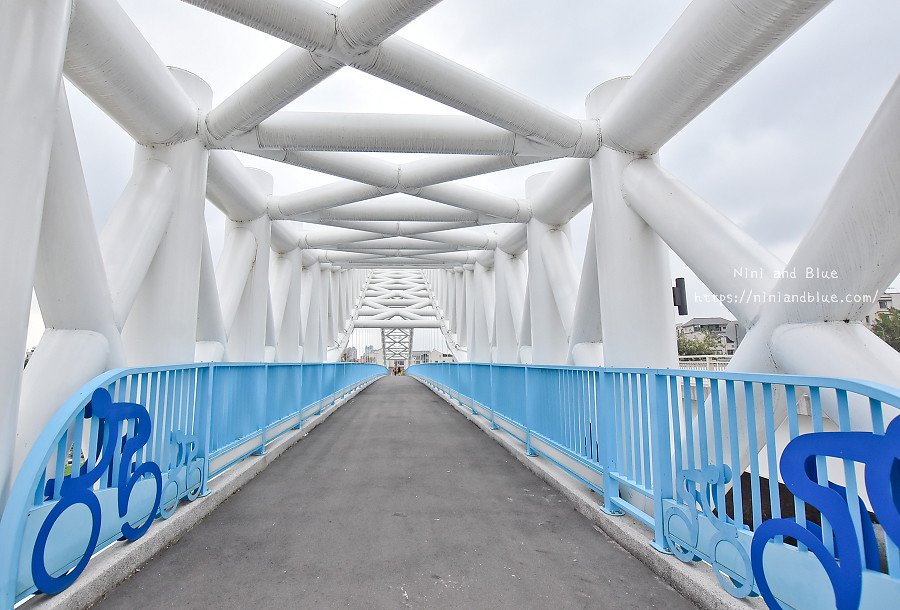 台中IG 拍照打卡點 海天橋 北屯02