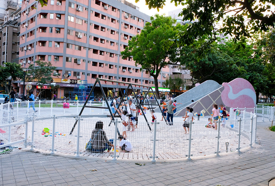 台中溜滑梯公園,福星公園.沙坑14