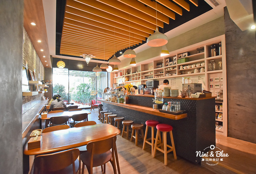 東麗風店 茶花 咖啡 台中咖啡館 不限時06