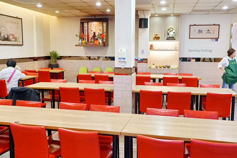 【台中豐原】在地超人氣排隊湯包『立麒鮮肉湯包』。用餐時間一位難求|皮Q彈餡爆汁|豐原水源路美食 @Nini and Blue 玩樂食記 DSC02819