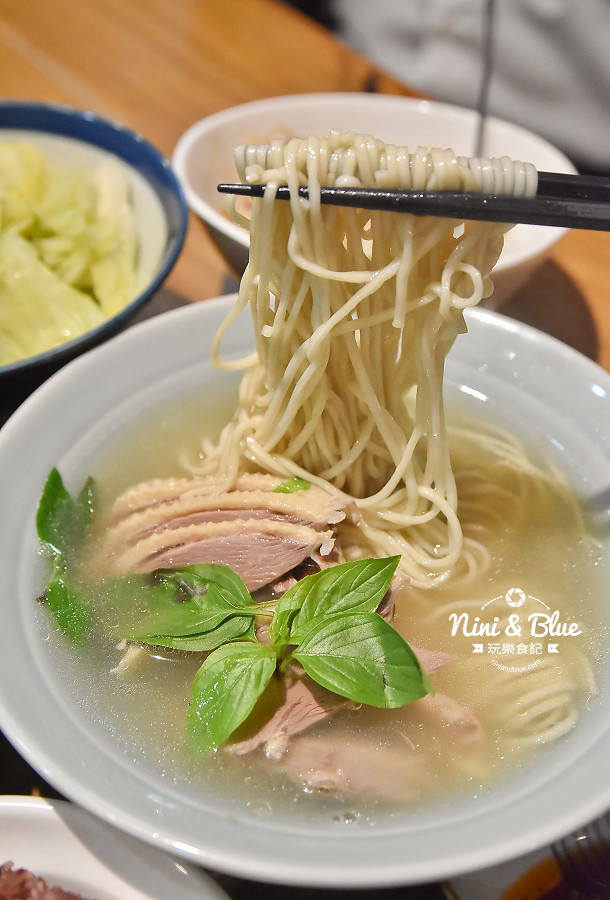 東沐食在 台中科博館 植物園 美食15