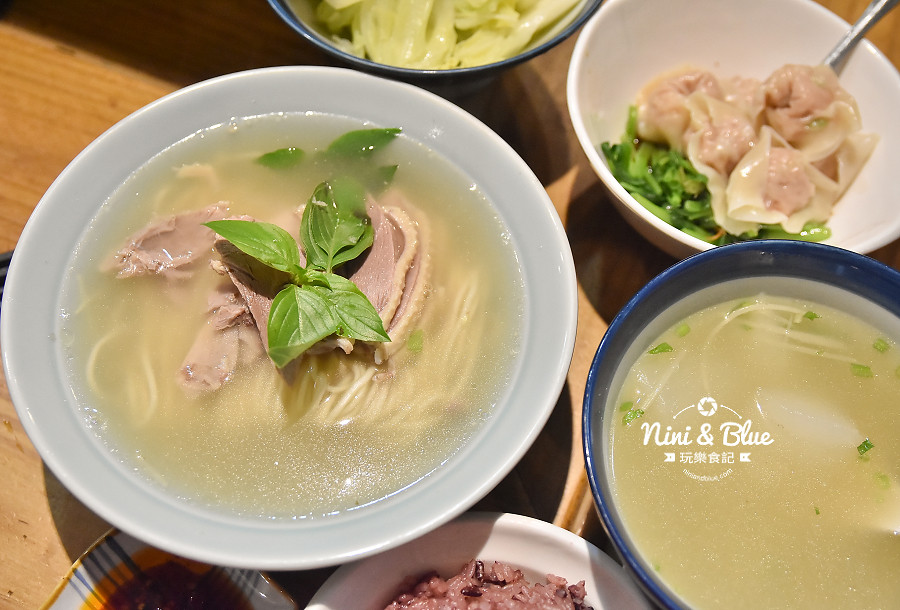東沐食在 台中科博館 植物園 美食11