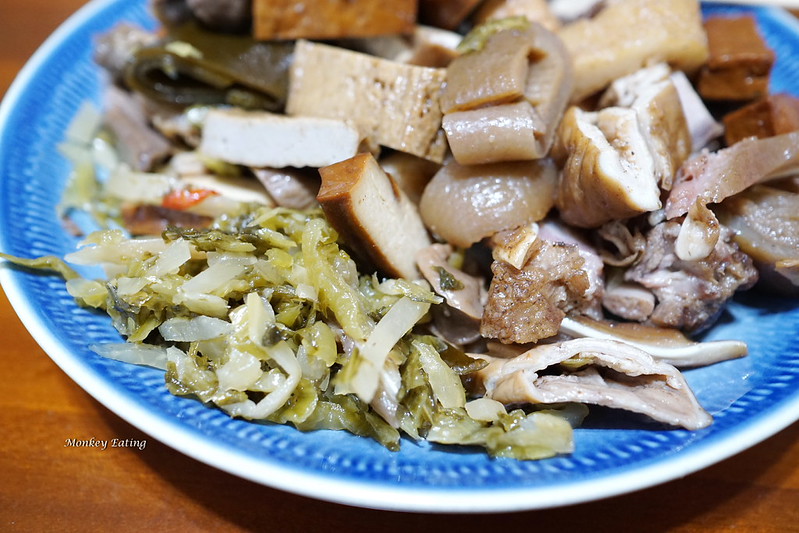 【台中豐原】在地用心平價滷味『黑桃K滷味』-入味又涮嘴乾滷味│豐原平價小吃、宵夜│廟東復興商圈優質店家 @Nini and Blue 玩樂食記 DSC00788
