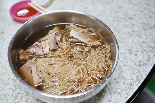 台中大雅小吃| 麵香大腸麵線,超狂 浮誇系美食推薦,大胃王挑戰邪惡三寶大碗公麵線 @Nini and Blue 玩樂食記 DSC01267