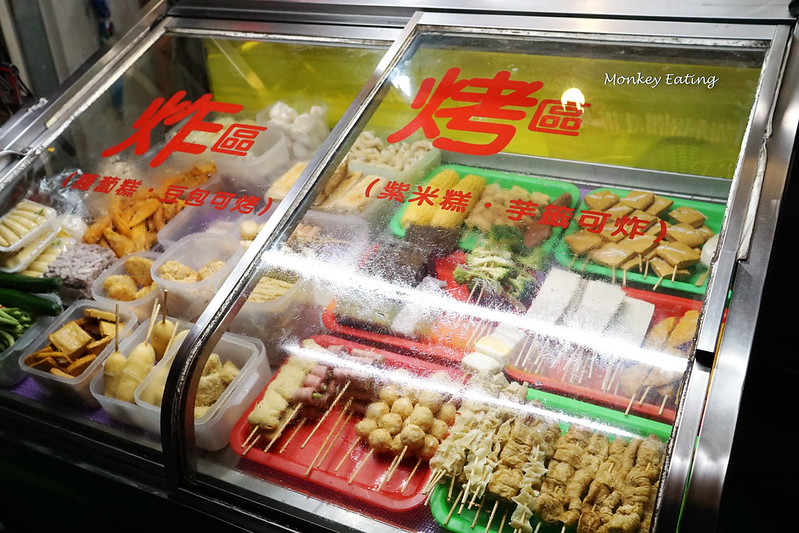 【台中豐原】『口味香素食。燒烤鹽酥G』。素食炸物、燒烤|特製獨門醬汁好夠味|豐原素食一條街 @Nini and Blue 玩樂食記 DSC04180