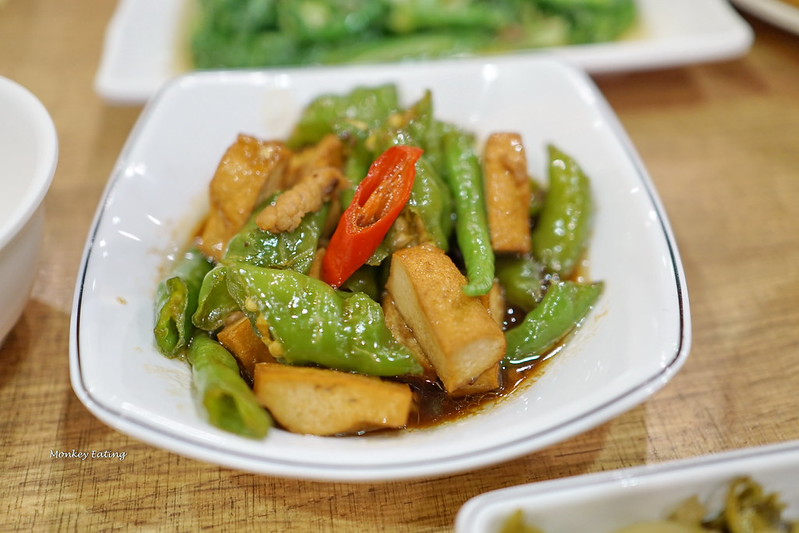 【台中豐原】在地超人氣排隊湯包『立麒鮮肉湯包』。用餐時間一位難求|皮Q彈餡爆汁|豐原水源路美食 @Nini and Blue 玩樂食記 DSC02852