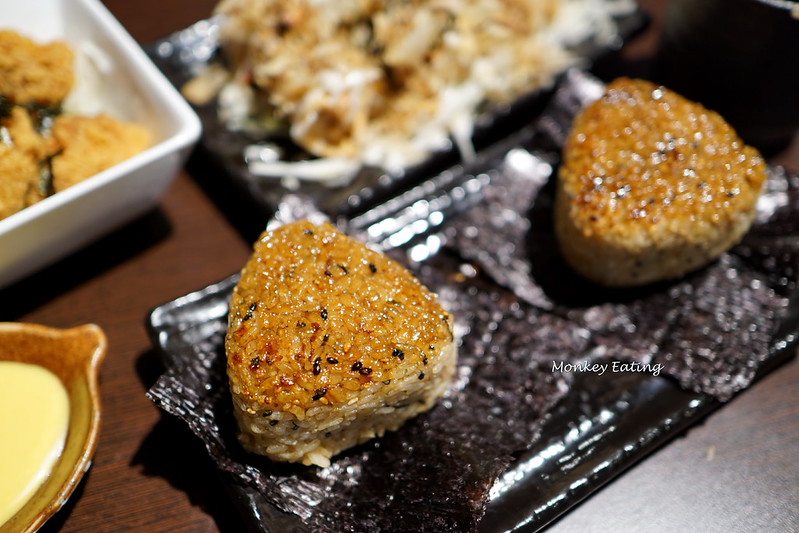 【台中豐原】『HAHA燒烤丼飯專賣店』。主打美味日式丼飯,加飯不用錢|烤物、炸物|八方夜市美食 @Nini and Blue 玩樂食記 DSC04797