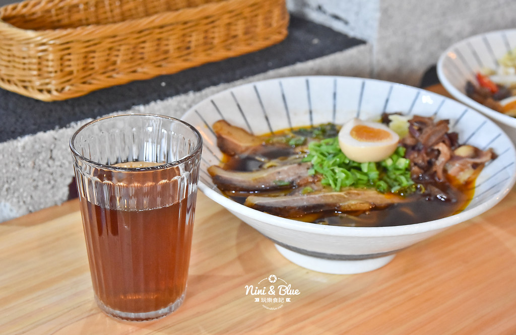 新撰組 台中煙燻牛肉麵 宵夜 科博館 勤美19