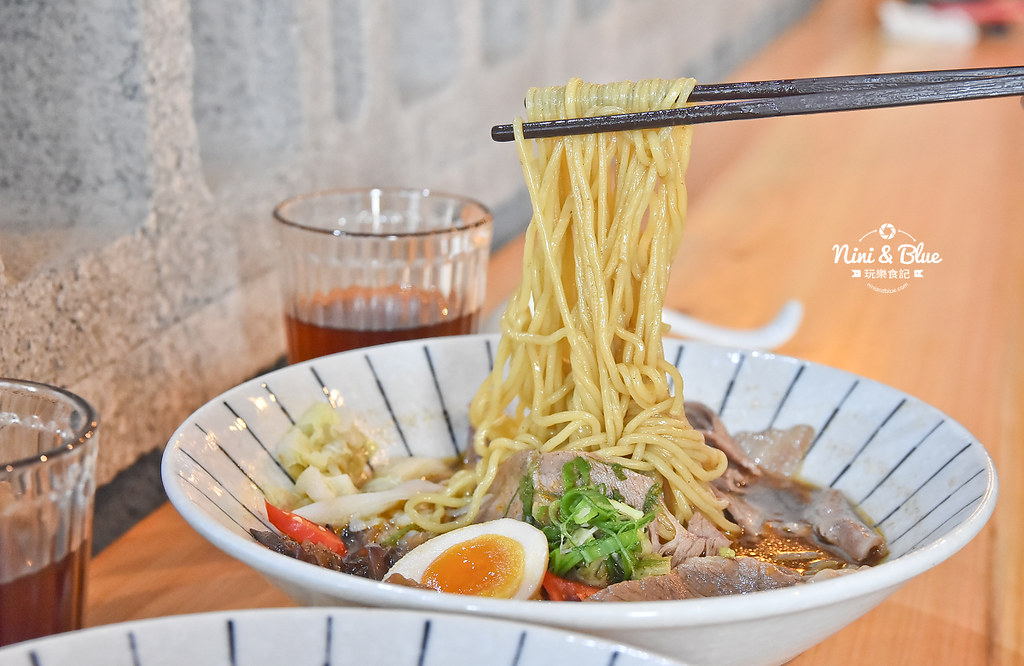 新撰組 台中煙燻牛肉麵 宵夜 科博館 勤美13