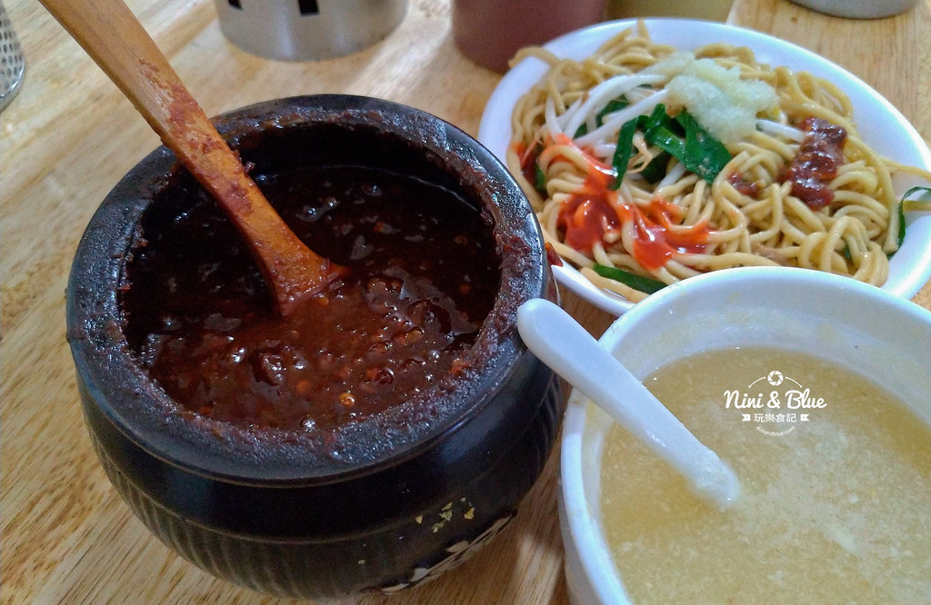 乾麵酸菜湯老店.台中火車站05 乾麵酸菜湯老店.台中火車站05