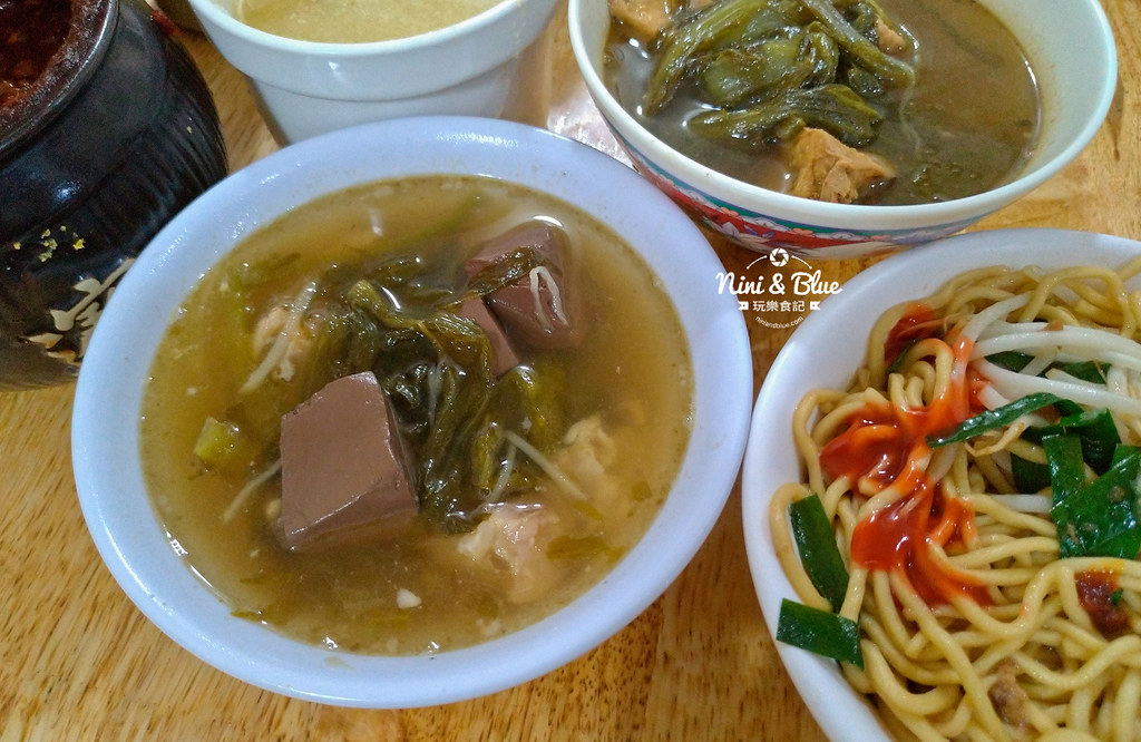 乾麵酸菜湯老店.台中火車站06 乾麵酸菜湯老店.台中火車站06