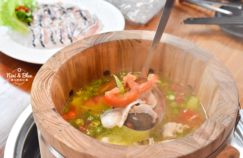 漁知香木桶魚 台中逢甲美食 麻辣烤魚 小龍蝦 水煮牛 四川烤魚21