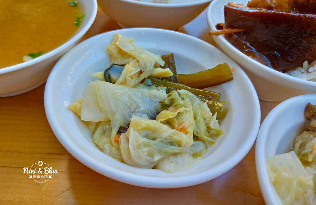成哥腿庫飯.台中火車站05