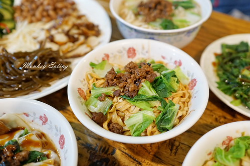 【台中豐原】法悅蔬食廚房|溫馨居家蔬食小餐館,推薦好吃的咖哩飯跟起司焗烤~ @Nini and Blue 玩樂食記 DSC08573