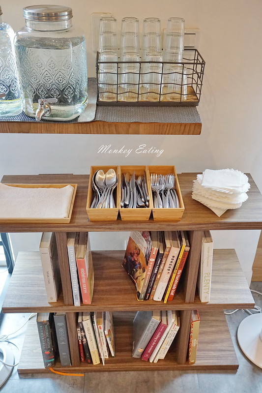 【台中北區】卉HUI Café法式甜點早午餐|藏身街巷優雅法式早午餐|手作法式甜點|近台中二中 @Nini and Blue 玩樂食記 DSC00411