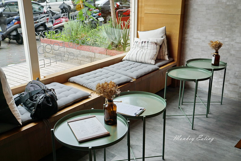 【台中北區】卉HUI Café法式甜點早午餐|藏身街巷優雅法式早午餐|手作法式甜點|近台中二中 @Nini and Blue 玩樂食記 DSC00413