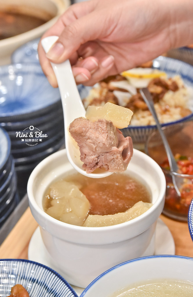 金爌 爌肉飯菜單 台中朝馬站美食28