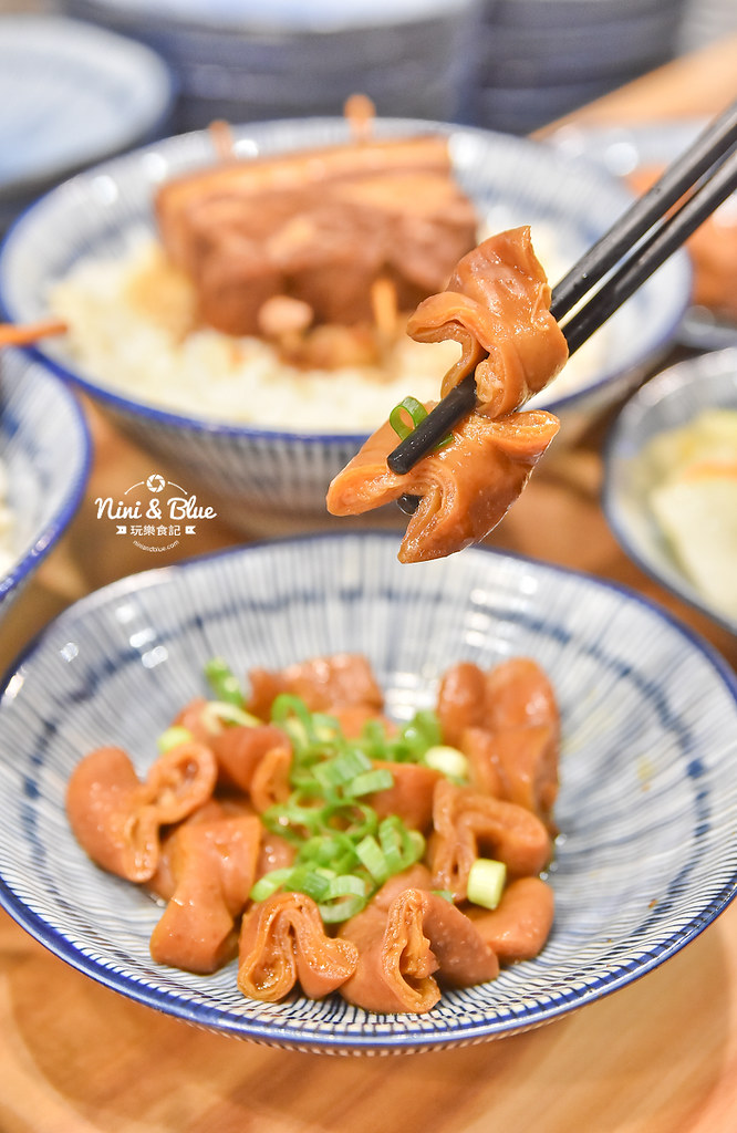 金爌 爌肉飯菜單 台中朝馬站美食21