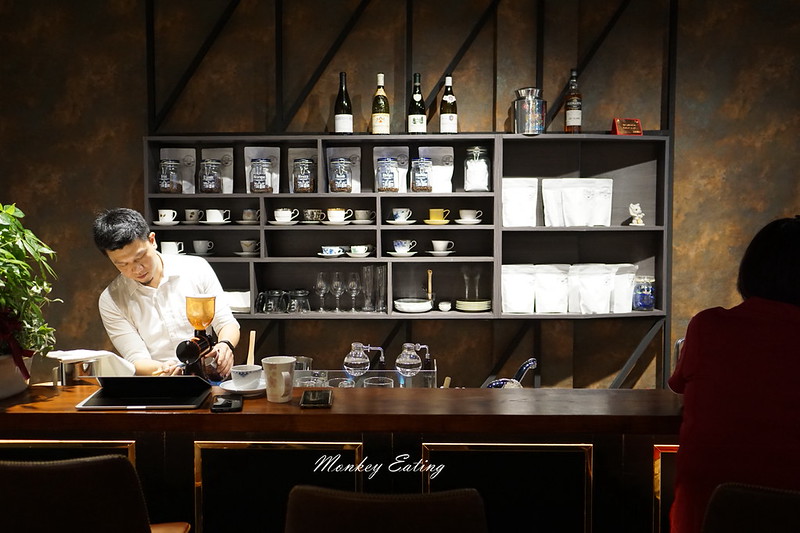 【台中豐原】HereCoffee這裡咖啡店│充滿現代風的質感精品咖啡,另有手作司康跟甜點│近廟東商圈 @Nini and Blue 玩樂食記 DSC02501