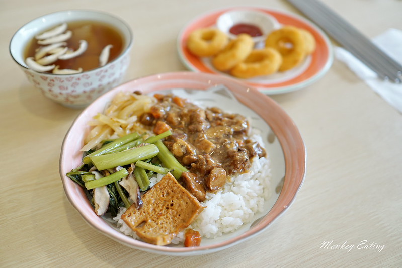 【台中豐原】法悅蔬食廚房|溫馨居家蔬食小餐館,推薦好吃的咖哩飯跟起司焗烤~ @Nini and Blue 玩樂食記 DSC03547