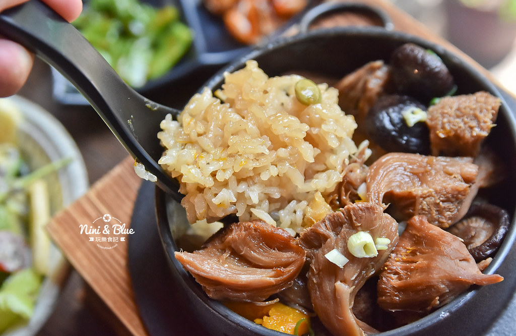 明月鄉釜飯 台中南屯區 五權西路美食便當33