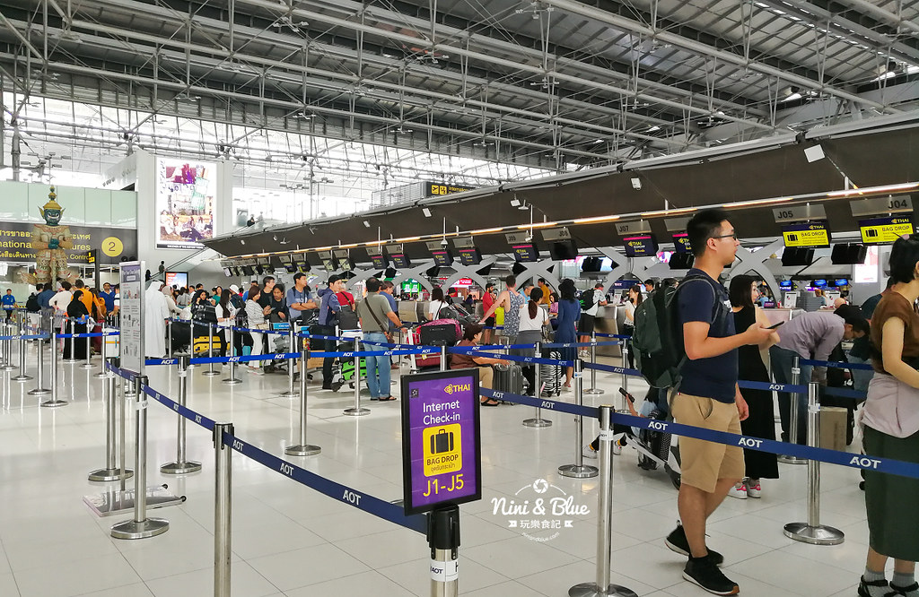 Thai Airways 泰國航空B787 經濟艙,台北TPE-曼谷BKK TG633班機,飛機餐果然如朋友們說的一樣好吃 @Nini and Blue 玩樂食記 Thai Airways 泰國航空 B787 經濟艙26