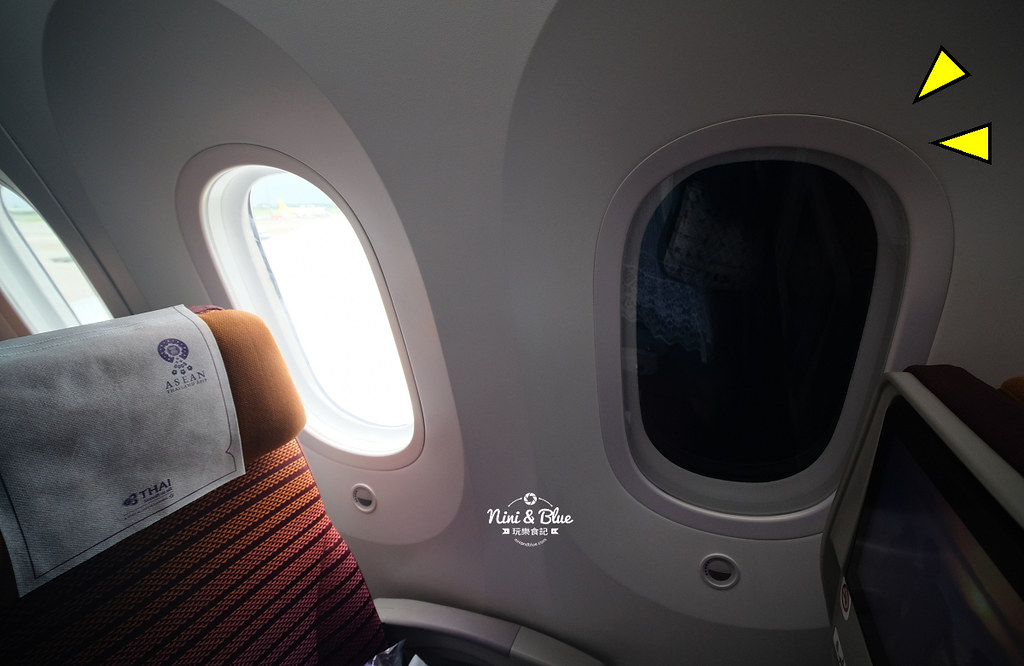 Thai Airways 泰國航空B787 經濟艙,台北TPE-曼谷BKK TG633班機,飛機餐果然如朋友們說的一樣好吃 @Nini and Blue 玩樂食記 Thai Airways 泰國航空 B787 經濟艙07