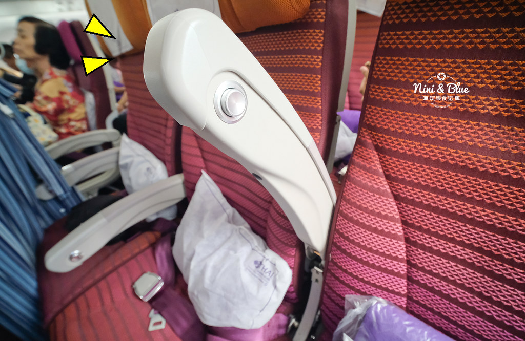 Thai Airways 泰國航空B787 經濟艙,台北TPE-曼谷BKK TG633班機,飛機餐果然如朋友們說的一樣好吃 @Nini and Blue 玩樂食記 Thai Airways 泰國航空 B787 經濟艙08