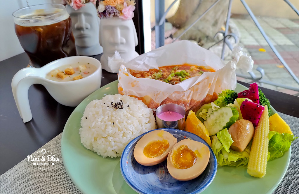 噢屋手作早午餐 | 貓頭鷹風格之早午餐店,蘿蔔糕、紙包雞特色簡餐,台中太平早午餐推薦 @Nini and Blue 玩樂食記 噢屋手作早午餐.台中太平早午餐11