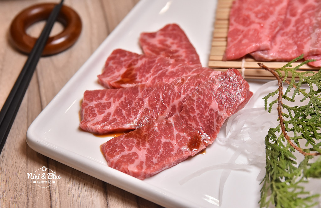 華屋燒肉 台中燒烤居酒屋 紅酒 精誠路 老屋美食13