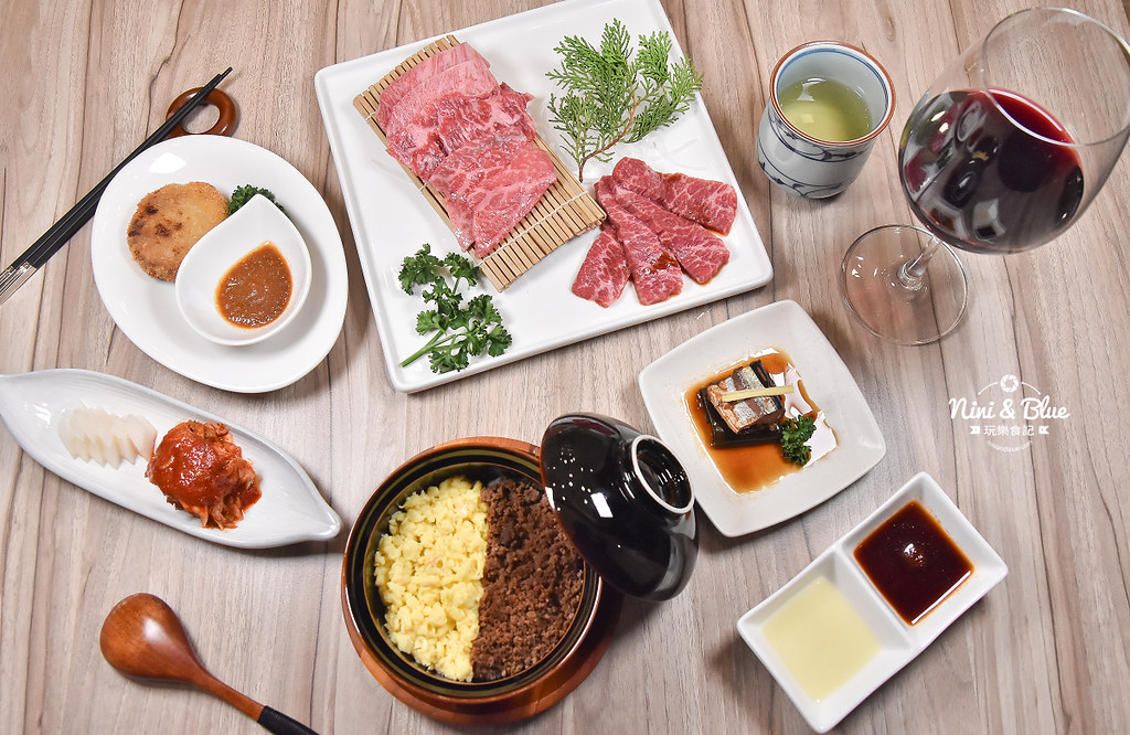 華屋燒肉 台中燒烤居酒屋 紅酒 精誠路 老屋美食24
