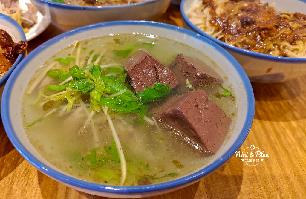 阿蓮米粉湯.台中火車站美食06