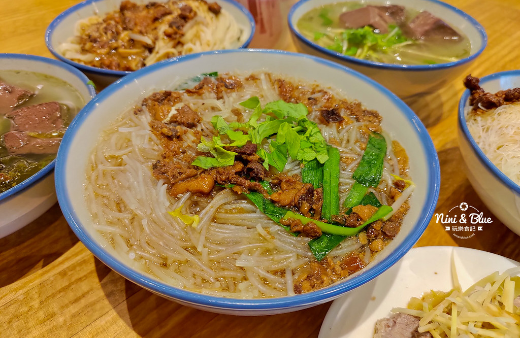 阿蓮米粉湯.台中火車站美食04