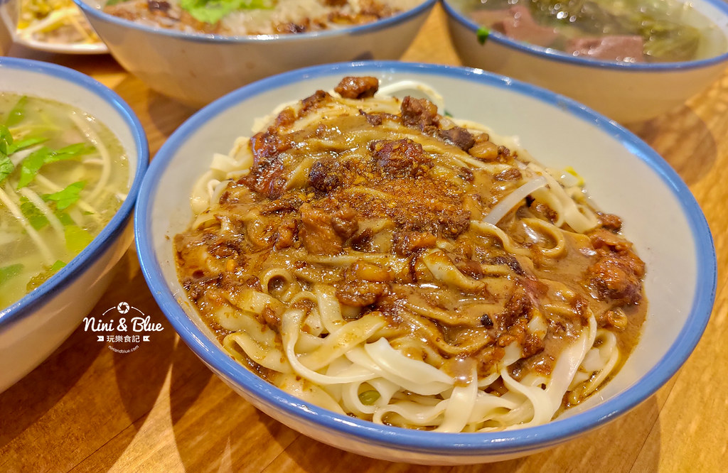 阿蓮米粉湯.台中火車站美食05