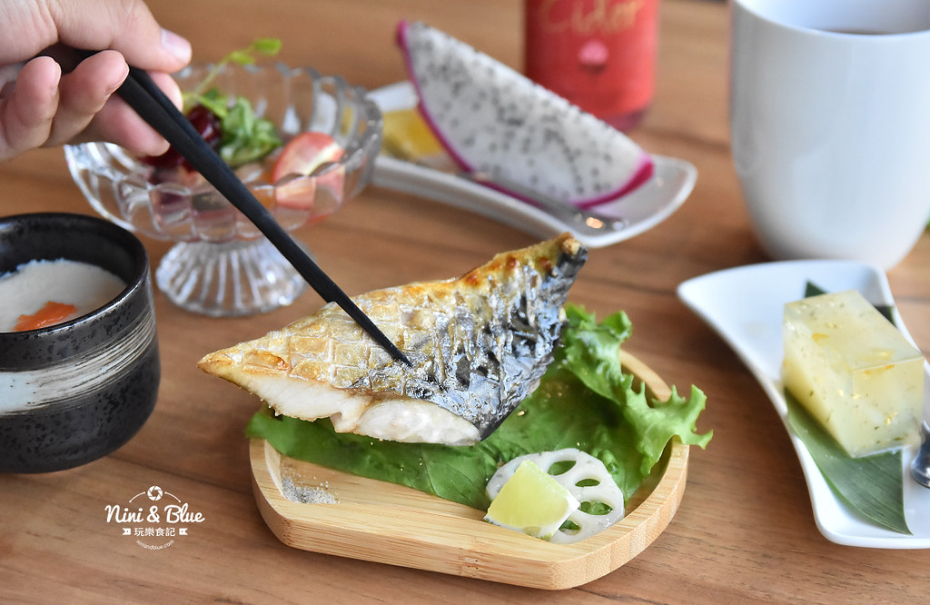 望月家 台中平價壽司  日式料理 菜單價位18